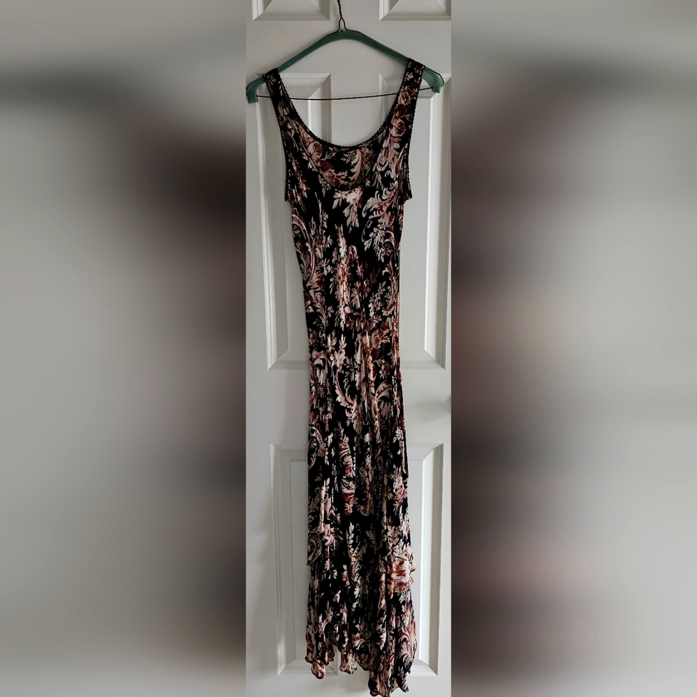 Elegant Black and Tan Floral Dress